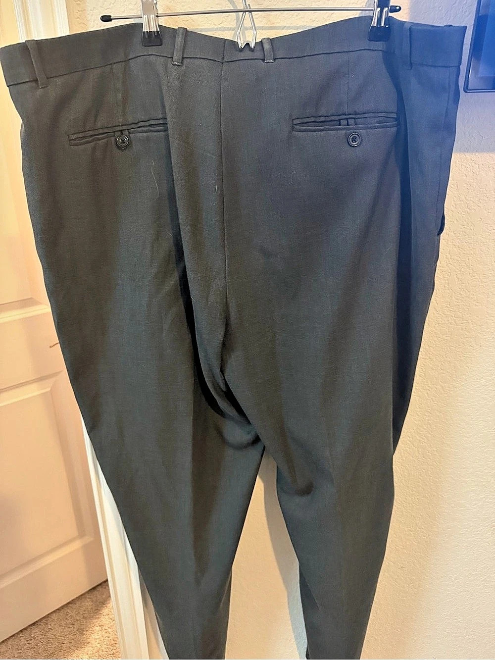 Perry Ellis Classic Fit Men's Dress Pants Gray Waist 42x32 Like New